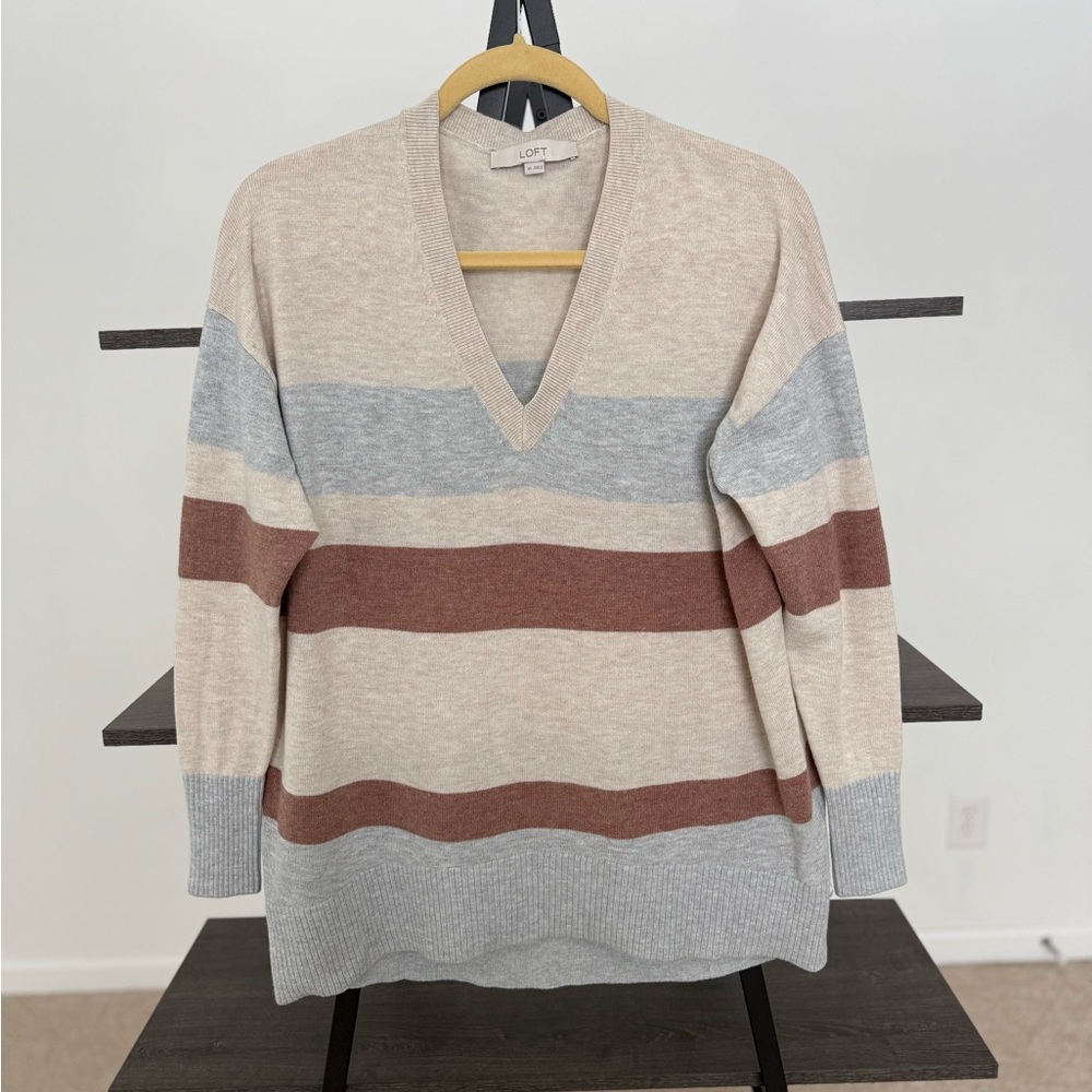 LOFT Striped V-Neck Sweater Cream Tan Gray Brown Size XS